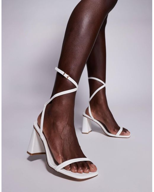 SIMMI Brown Simmi london wide fit – bora – riemchen-sandalen