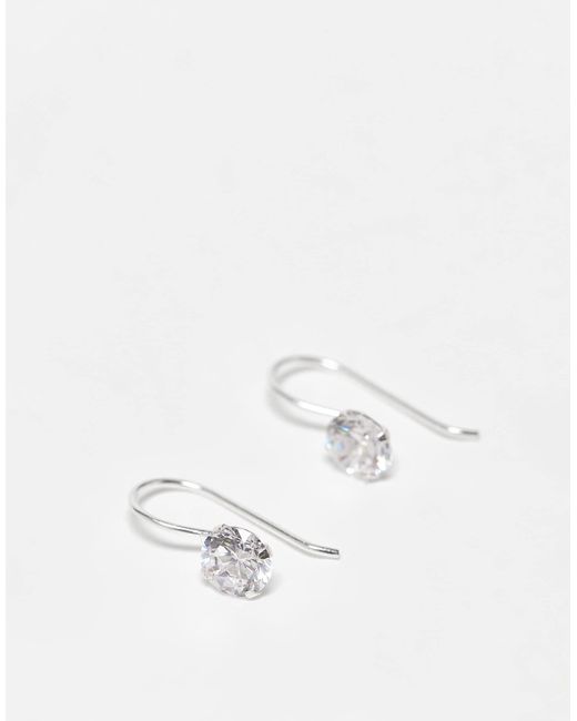 Boucles d'oreilles pendantes rondes en argent massif avec zircon cubique Kingsley Ryan en coloris White