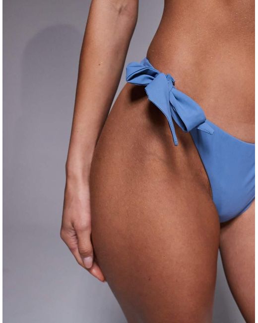 ASOS Penelope in het Blue