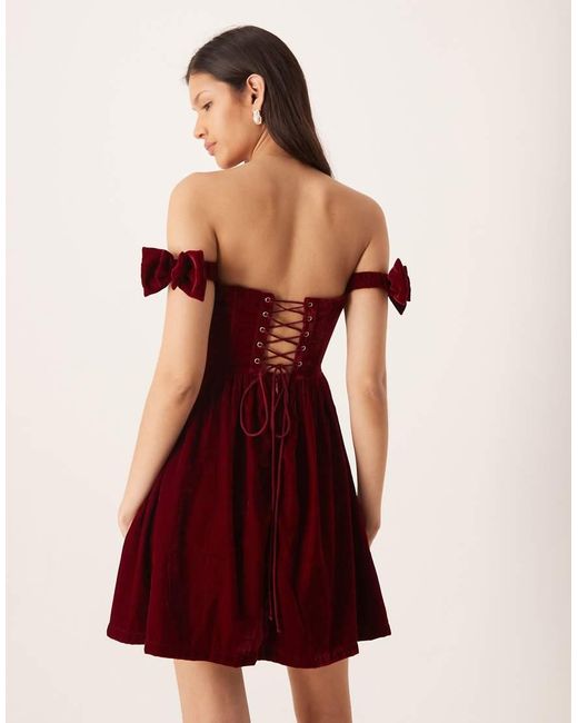 LACE & BEADS Red Off The Shoulder Bows Velvet Mini Dress