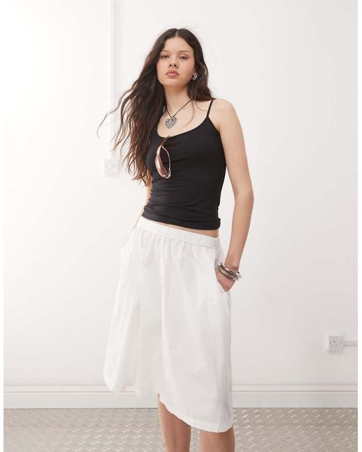 Weekday Midi Rok Van Popeline in het White