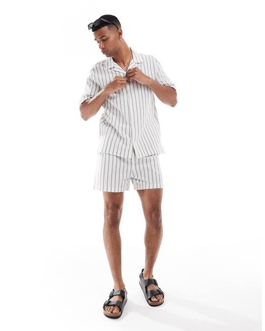 Camisa Playera A Rayas Con Cuello De Solapas De -Blanco Goldsboro de hombre de color White