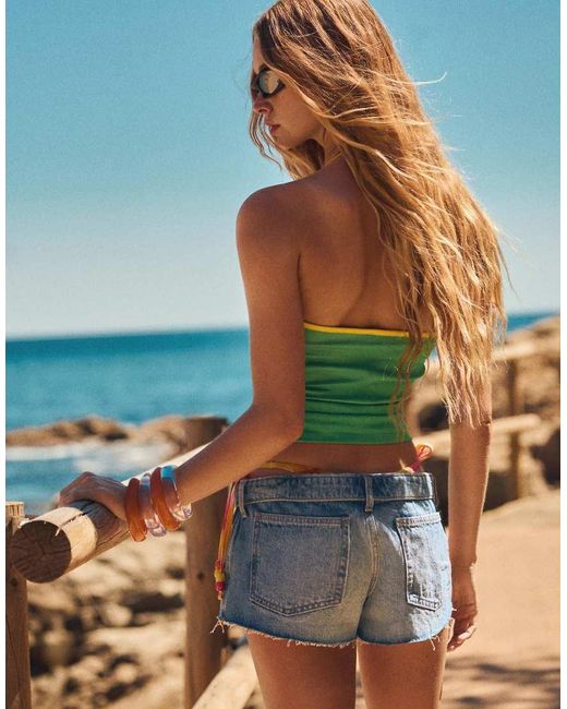 Top Allacciato Al Collo Con Stampa di Bershka in Blue
