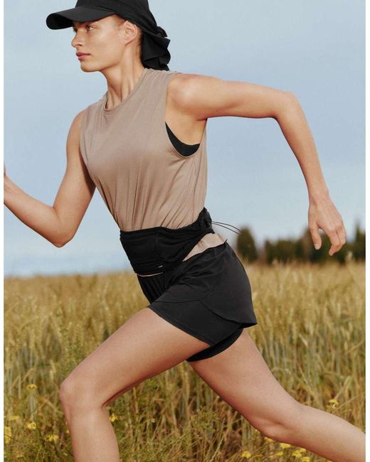 Oysho White Technical Sleeveless T-shirt