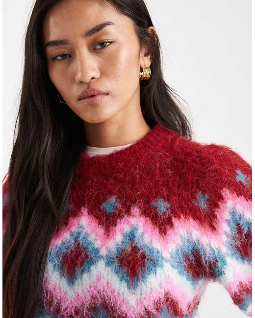 Maglione Spazzolato Fair Isle Con Spalle Pronunciate di ASOS in Pink