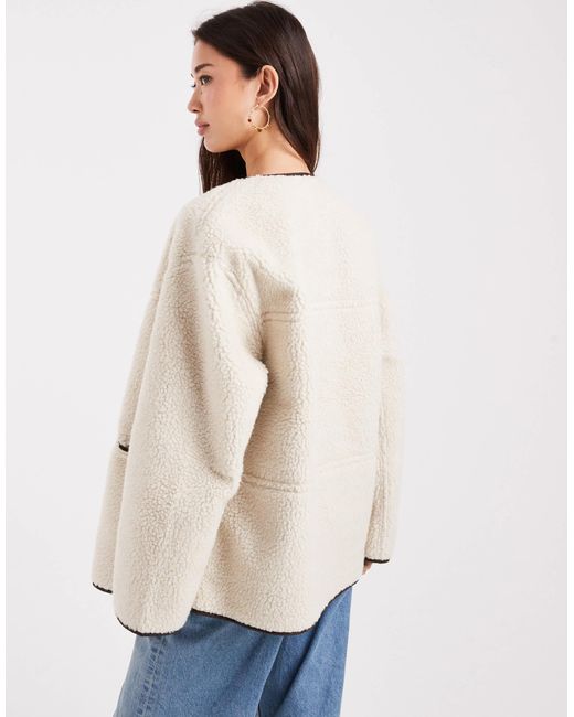 Pieces Blue – wendebare jacke aus teddyfell und kunstleder