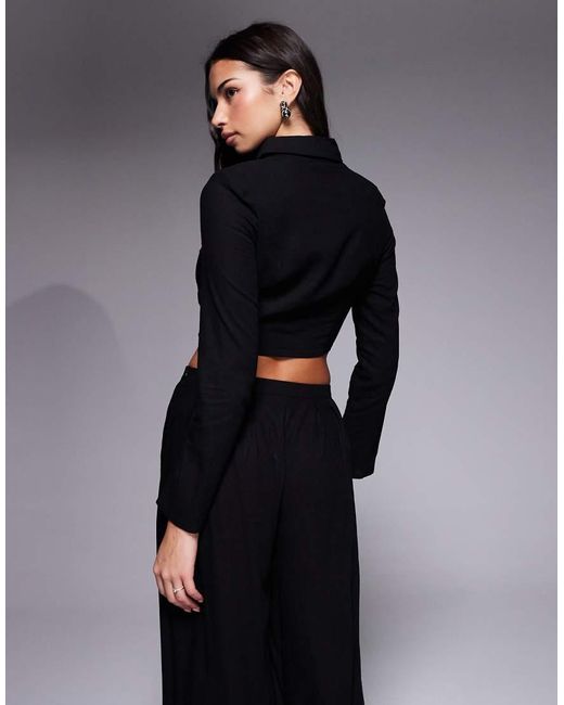 Kaiia Black Exclusive Cotton Rich Structured Shoulder Detailing Cropped Long Sleeve Shirt
