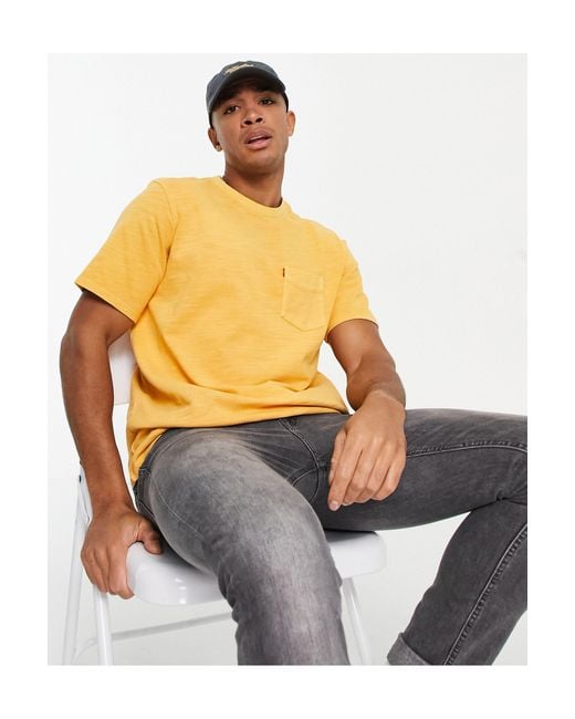 Levi's Relaxed Fit Pocket T-shirt in Orange (Yellow) for Men | Lyst