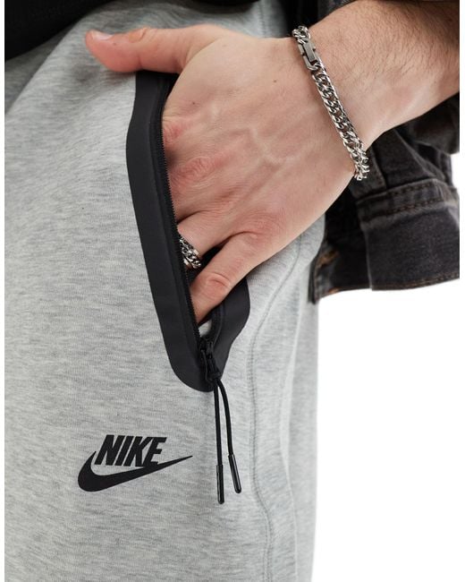 Nike Gray Tech Fleece Loose Fit joggers With toggle for men