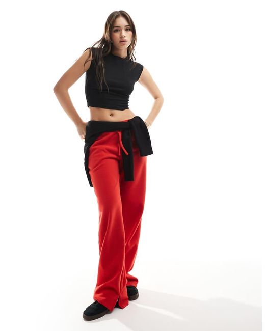 Stradivarius Top Met Mini Mouwen in het Black