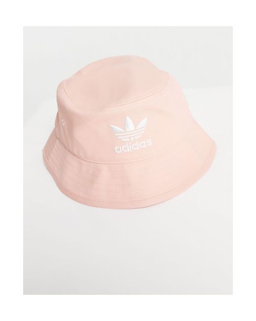 adidas Originals Bucket Hat Met Trefoil in het Roze - Lyst