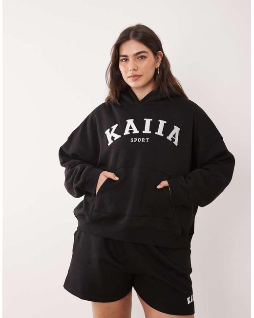 Plus di Kaiia in Black