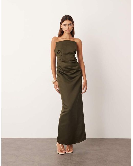 ARRANGE Satijnen Maxi Bandeau-Jurk Met Structuur in het Natural