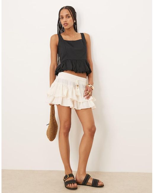Top Negro Con Bajo Abullonado De Abercrombie & Fitch de color Black