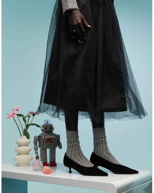 Bimba Y Lola Black Pointed Court Kitten Heels
