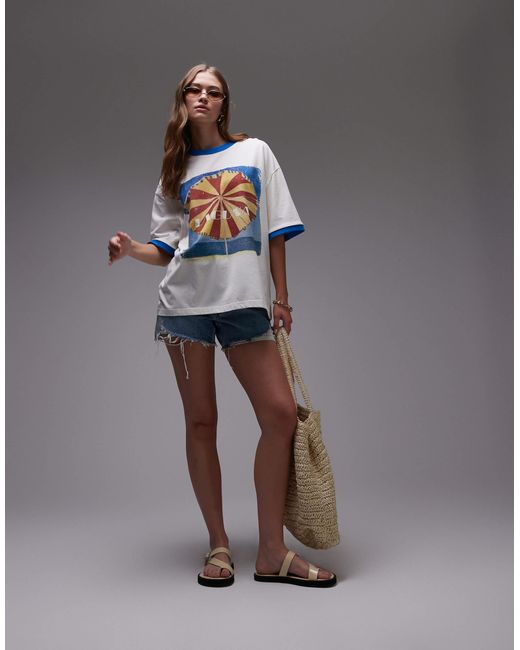 Carosel - t-shirt oversize à bordures contrastantes et imprimé laguna - écru TOPSHOP en coloris Gray