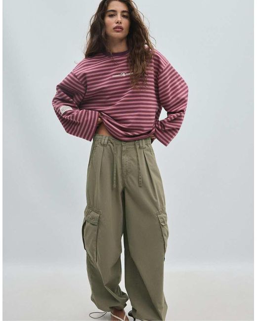 Stradivarius Gestreepte Sweatshirt in het Red