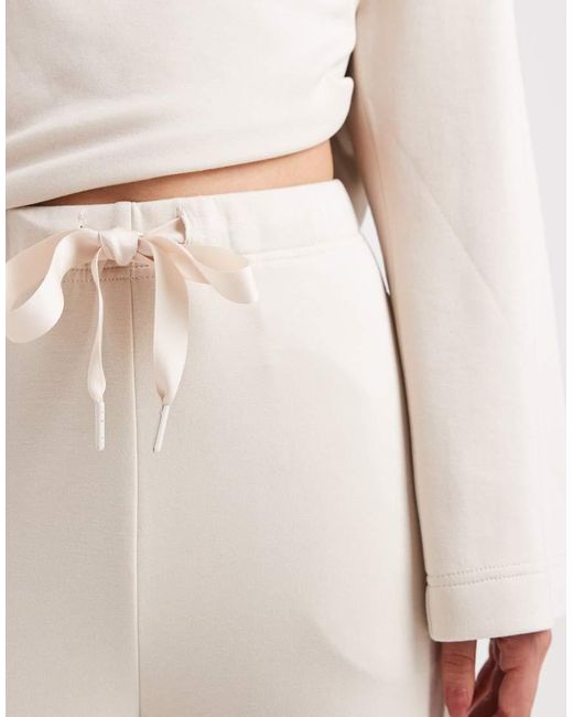 Vero Moda Natural Super Soft Tie Waist Wide Leg jogger Co-ord