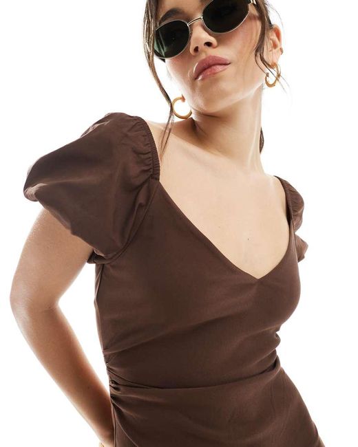 Stradivarius Mini-Jurk Met Pofmouwen in het Brown