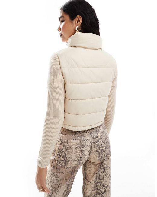 Stradivarius Natural – wattierte jacke