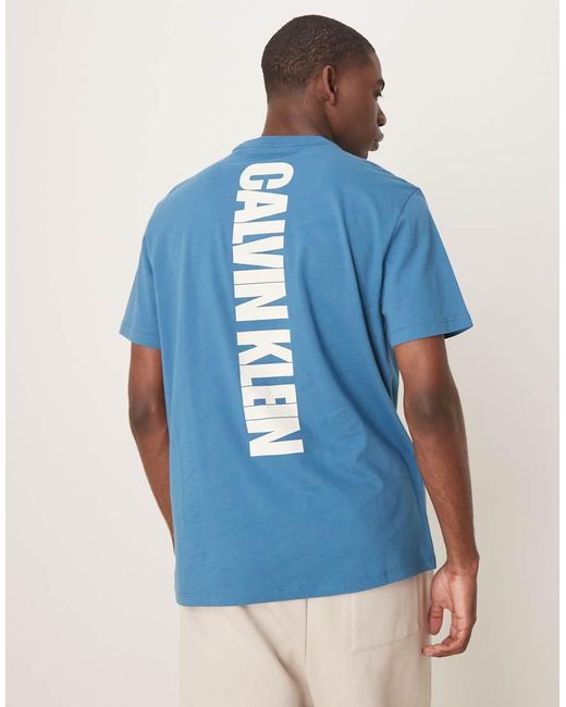 Camiseta Azul Con Estampado Vertical En La Espalda De Calvin Klein de hombre de color Blue