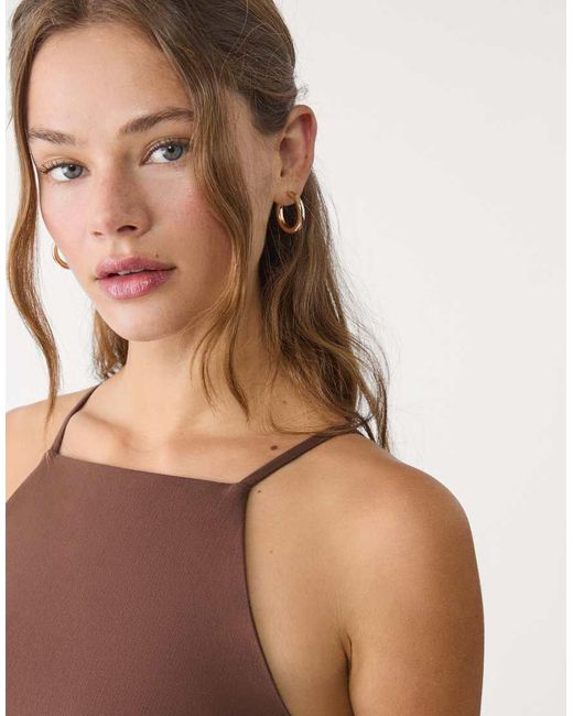 Stradivarius Midi Jurk Met Halternek in het Brown