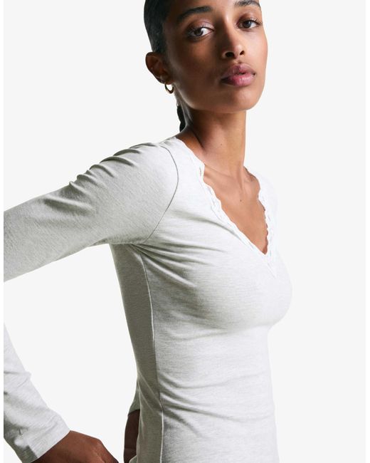 Bershka White – weiches, langärmliges t-shirt aus spitze