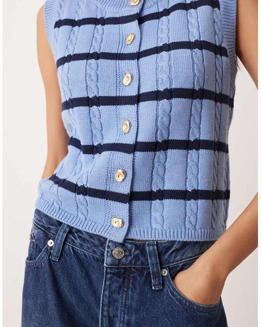 Chaleco Azul A Rayas Abotonado En La Parte Delantera De Punto De Ochos De Vila de color Blue