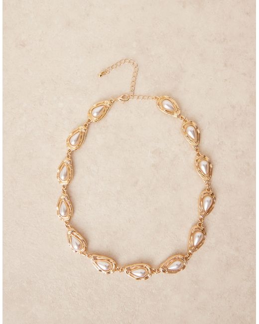 ASOS Black Asos Design Curve Short Necklace With Faux Pearl Stone-set Design