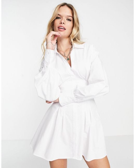 Robe chemise en popeline avec détail corset Bershka en coloris Blanc | Lyst