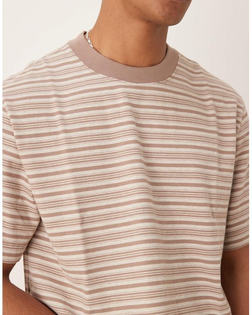 Abercrombie & Fitch – hochwertiges cropped-t-shirt aus schwerem material mit en streifen in Natural für Herren