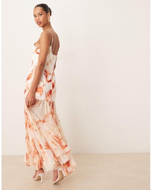 Forever New Pink – transparentes maxikleid mit tiefem saum und blumenmuster