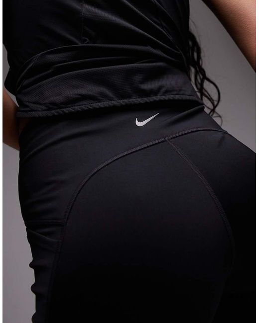 Leggings Cortos De 4" Negros De Talle Alto Swift Dri-Fit De Nike de color Black