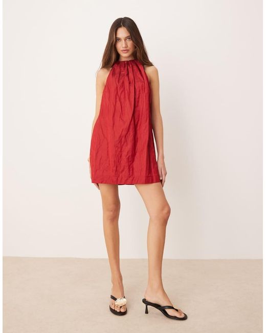 Mango Capsule in het Red