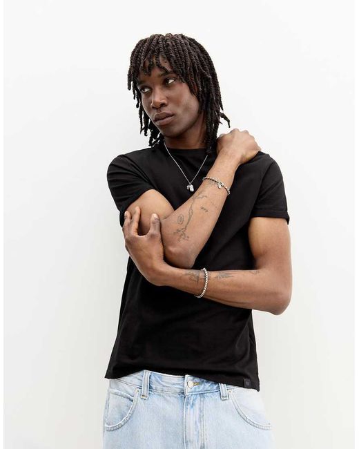 Pull&Bear White Basic Muscle Fit T-Shirt for men