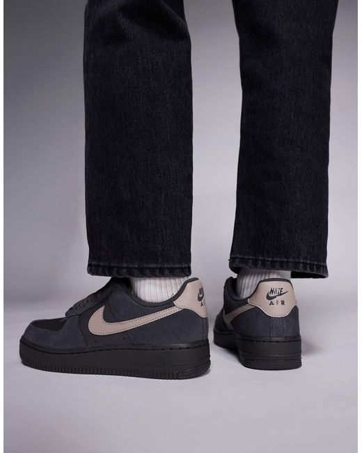 Zapatillas De Deporte Gris Oscuro Y Beis Air Force 1 De -Blanco Nike de color Black