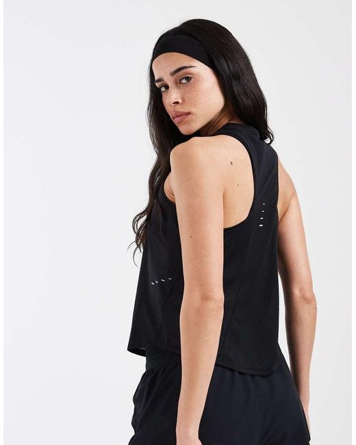 Nike Black Swift Breathe Tank