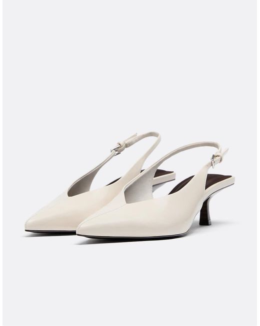 Stradivarius White V-Neck Heeled Shoes