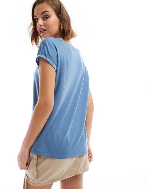 Vero Moda Blue Round Neck T-shirt