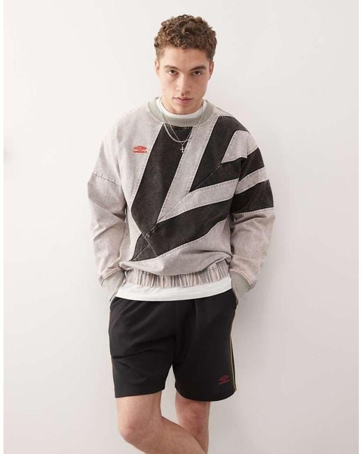 Umbro White Panelled Mesh Shorts for men