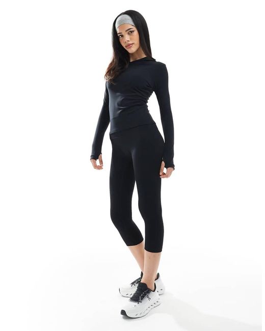 agon® Black Hooded Top