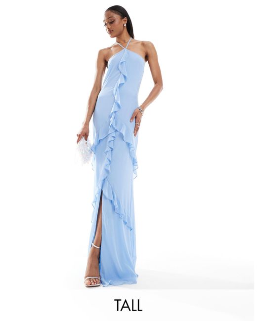 L'invitée - robe longue dos nu en mousseline à volants - poudré TFNC London en coloris Blue