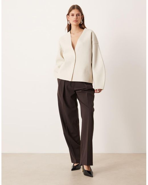 Vila Natural Clean Cropped Lightweight Jacket