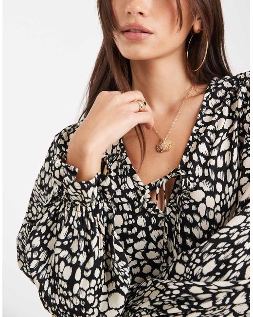 Wednesday's Girl White V Neck Floaty Abstract Print Mini Dress