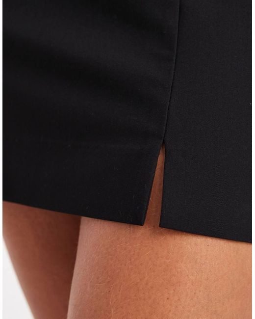 Minigonna Sartoriale Nera Con Spacco di ASOS in Black
