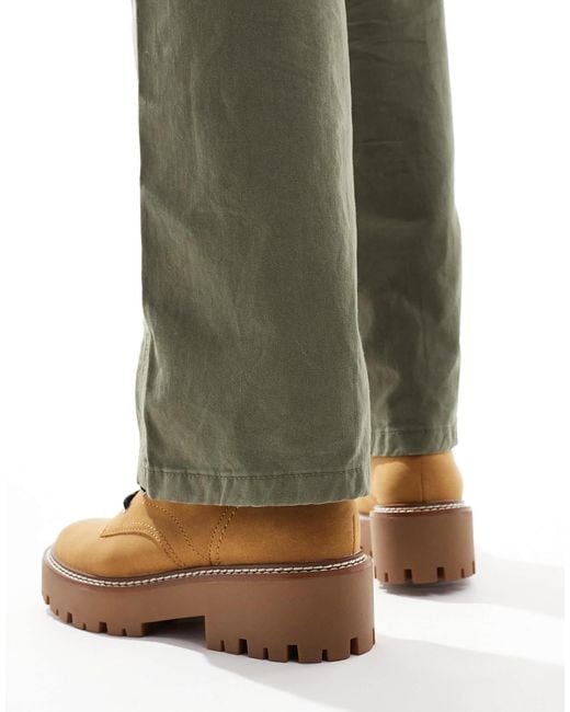 Bottines plates chunky en imitation daim Stradivarius en coloris Green