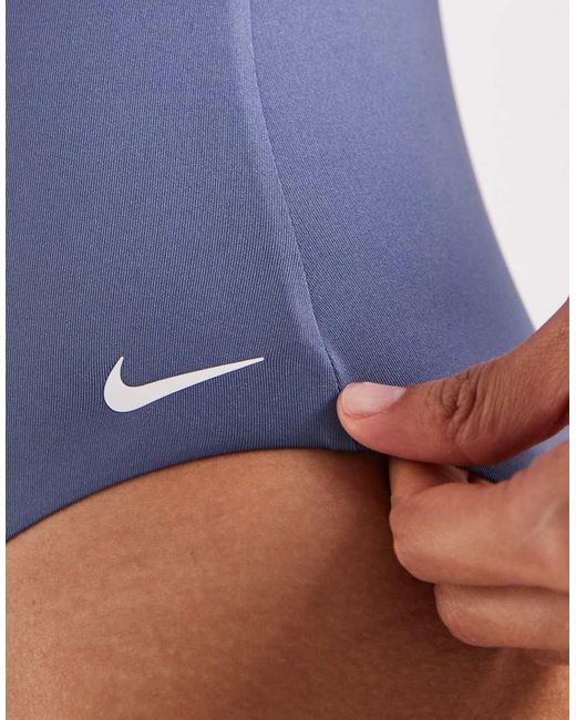 Nike di Nike in Blue