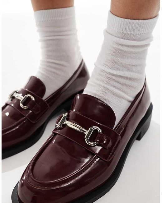 Linette di Raid in Red