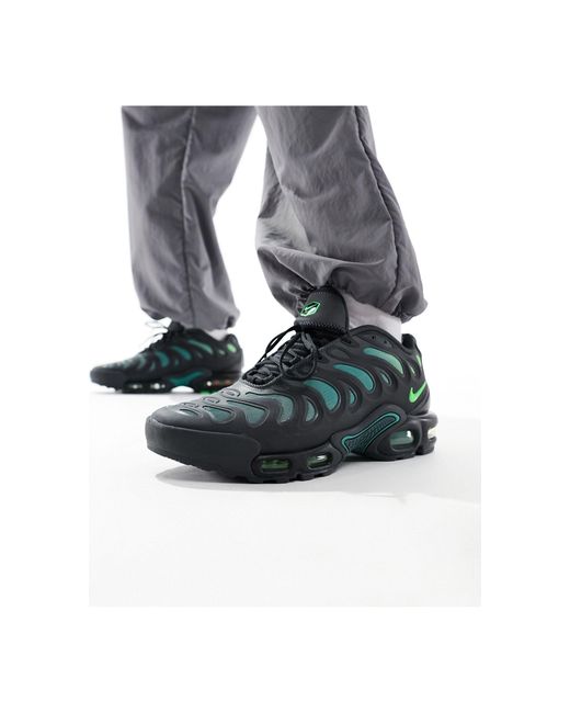 Nike Black Air Max Plus Drift Sneakers for men