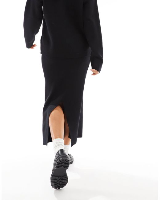 Object White – midirock